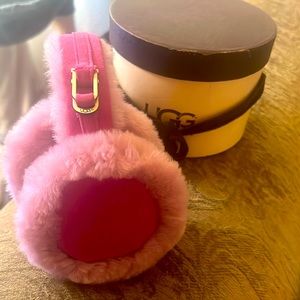 Pink UGG Earmuffs with the faux shearing and suede Cone with box